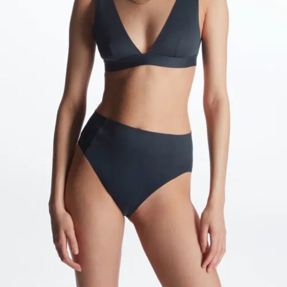 COS High-Waisted Bikini Briefs NWT Womens (Navy) Ink Blue Size 8 New With Tags